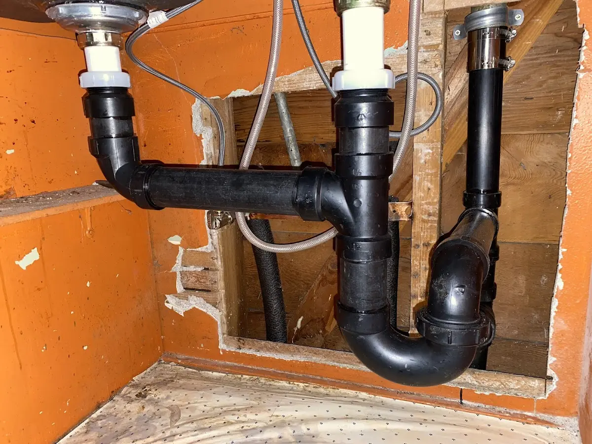Professional Pipe Bursting equipment and tools on the job in Fort Defiance